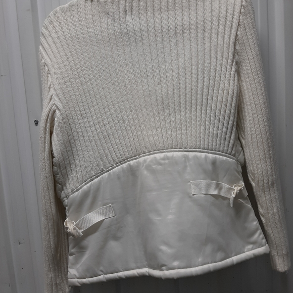 Ladies clothing - Picture 2 of 8